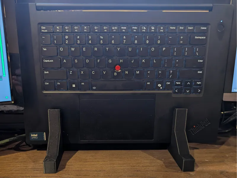 Lenovo ThinkPad P1 Gen7 Vertical Laptop Stand