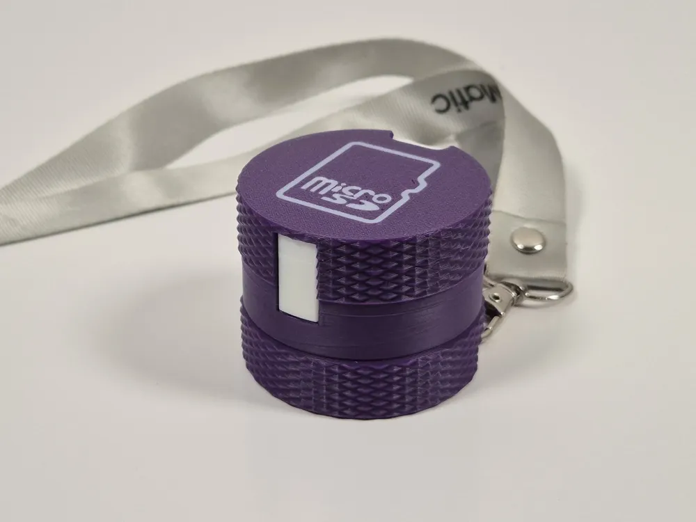 Lockable Micro SD Card Case (10 Slots) - Free 3D Print Model - MakerWorld