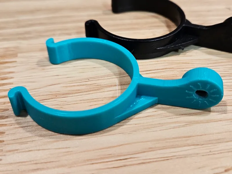 Replacement clip for Philips pathway lights