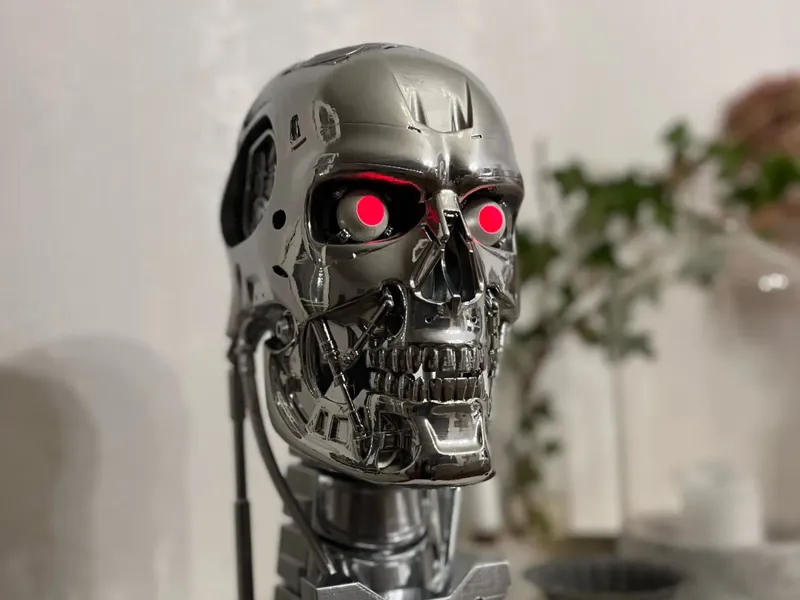 T800 BUST LIFESIZE REAL MOVIE TERMINATOR BUST