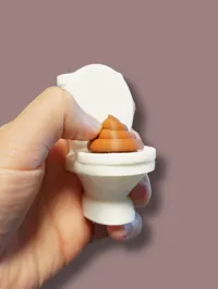Toilet without keychain hole