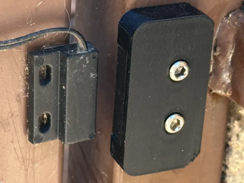 Yolink LoRa Outdoor Gate Shed Door Sensor Holder