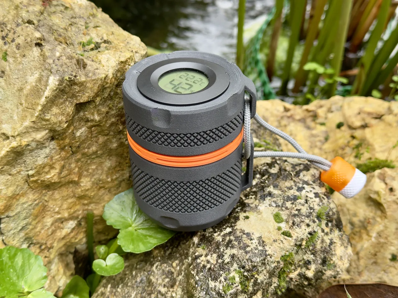 Travel Capsule: Compact EDC Container Pod view 3
