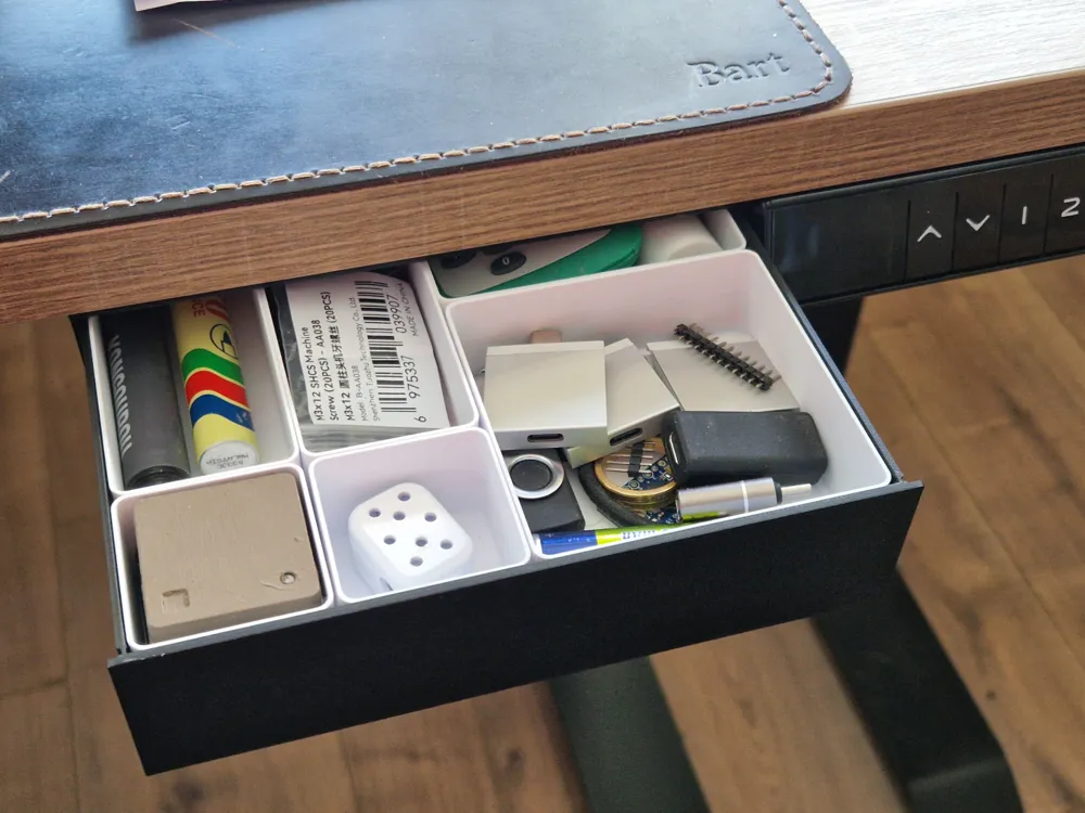 Gridfinity compatible drawers + swappable fronts by BartBE - MakerWorld