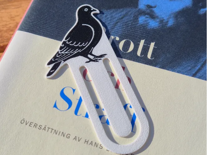Bookmark - Pigeon