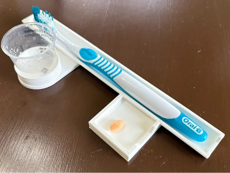 Toothbrush & Medicine Caddy