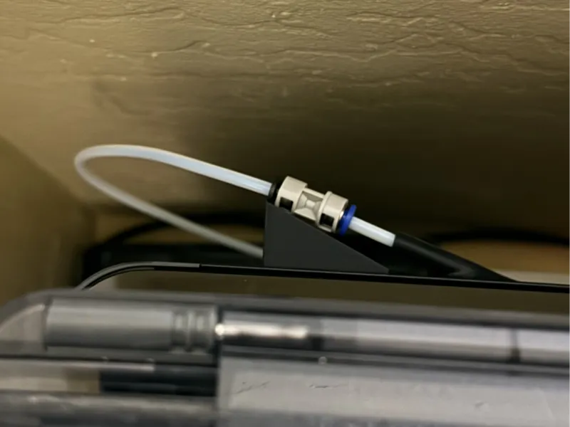 AMS retraction fix with embedded 10x3 magnet