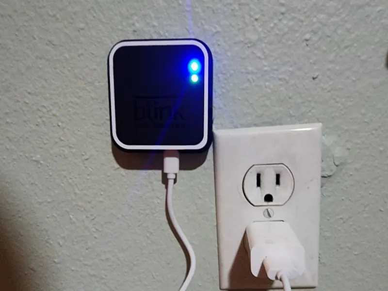 Blink sync module wall mount