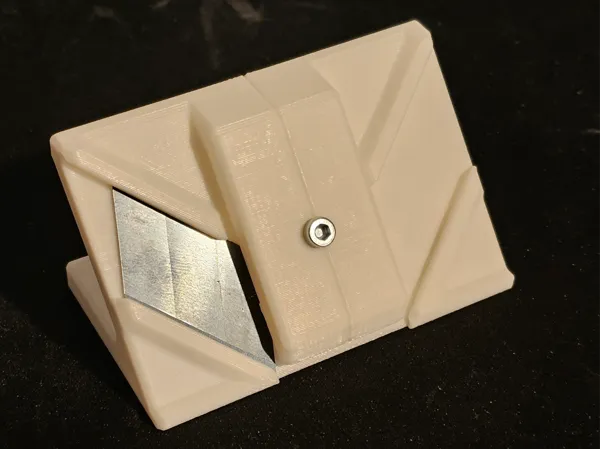 https://makerworld.bblmw.com/makerworld/model/US9155b5390f2bbf/design/2025-11-24_35329ae4179a98.jpg