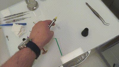 Needle recapper