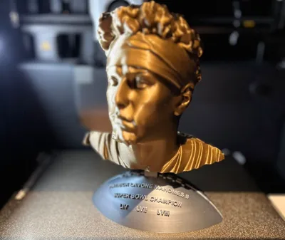 Base for Mahomes bust