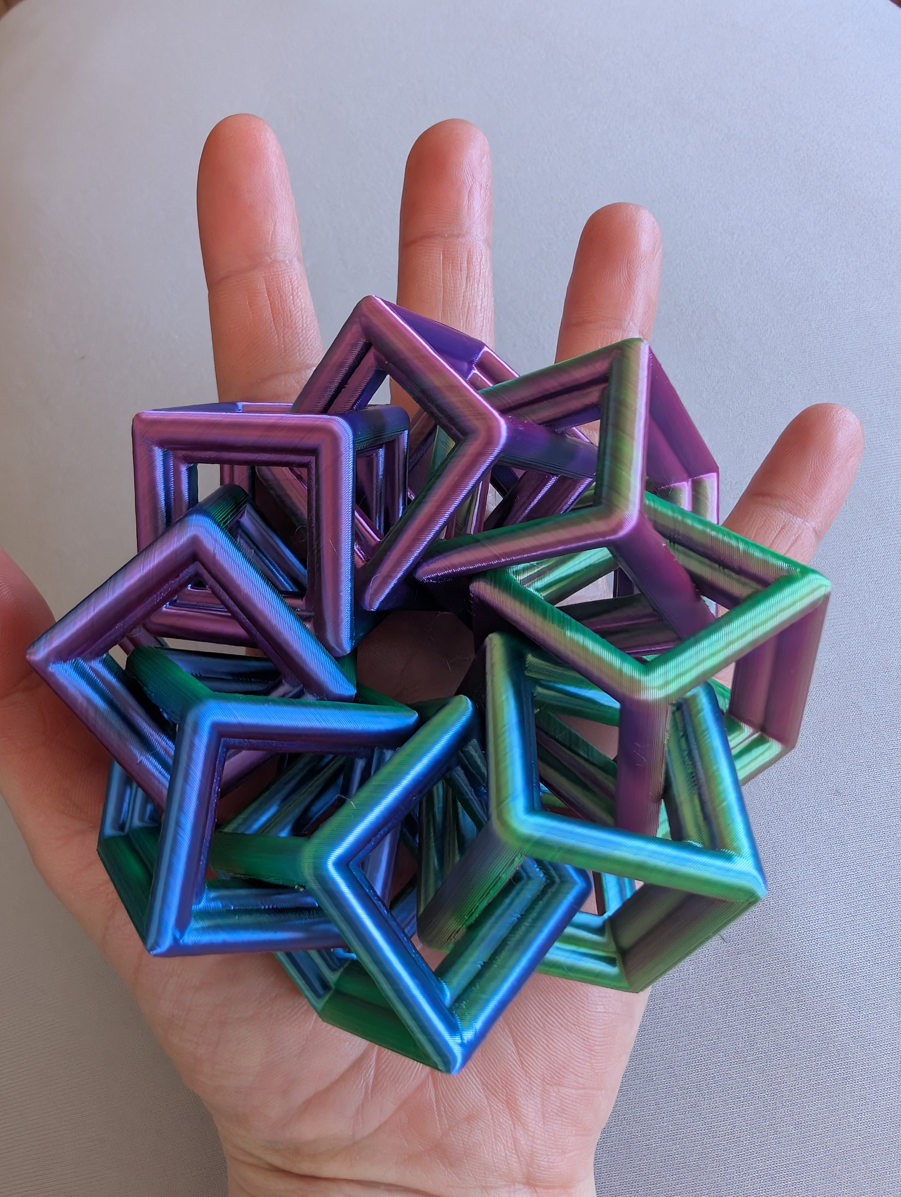 Miniatura 4 do modelo 3D Thick cube loop fidget