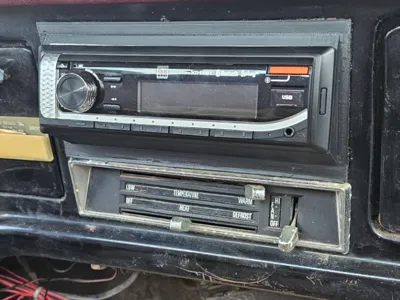Ford F100 Stereo Kit