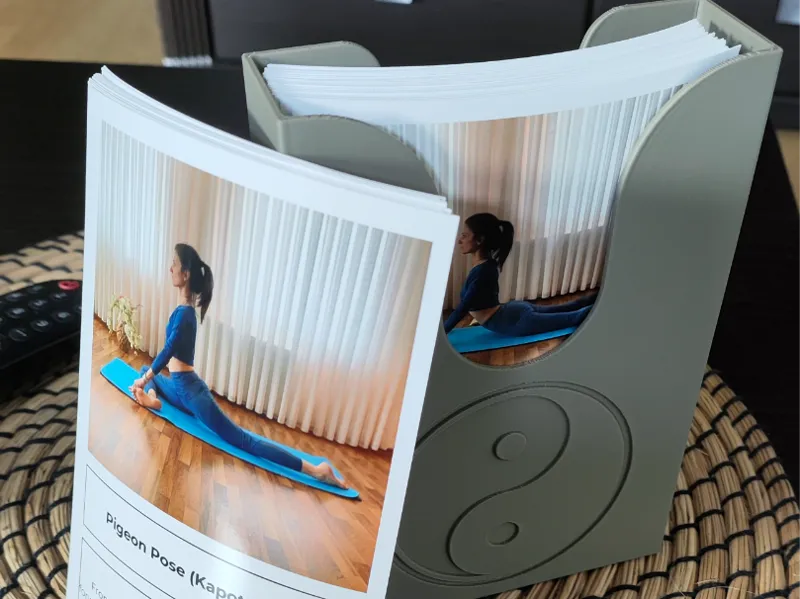 Yoga cards holder