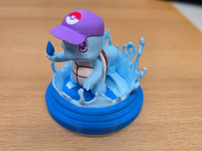 Schiggy / Squirtle mit Pokemon Mütze