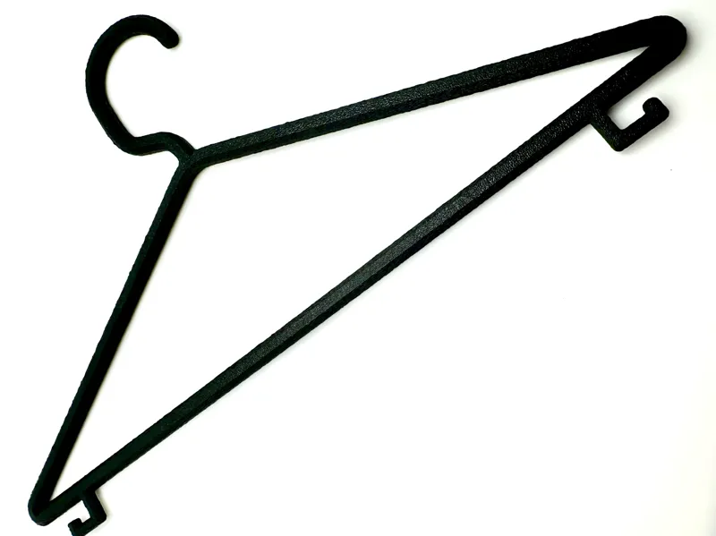 3/4 Size Travel Hanger