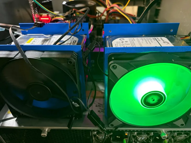 Simple HDD Holder