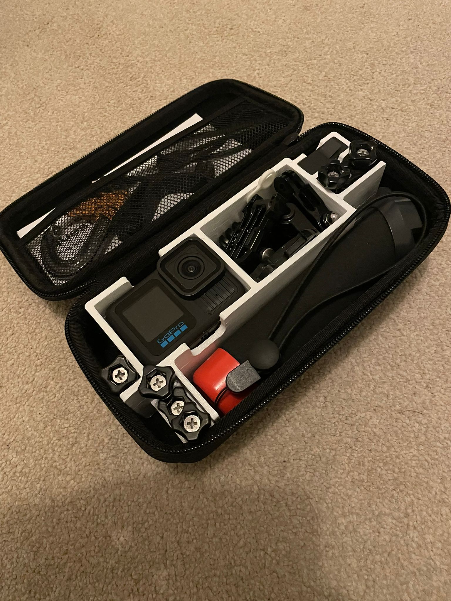 Miniatura 1 do modelo 3D GoPro Hero 13 Case Insert