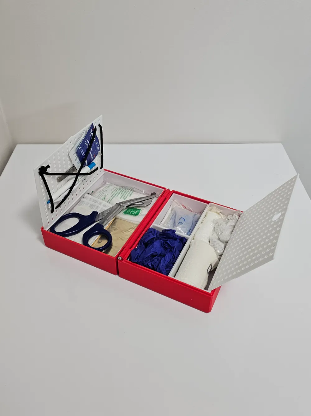 First aid kit by dymek34 MakerWorld: Download Free 3D Models