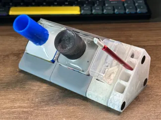 Plastic Model Glue Stand - for TAMIYA & Mr.Hobby