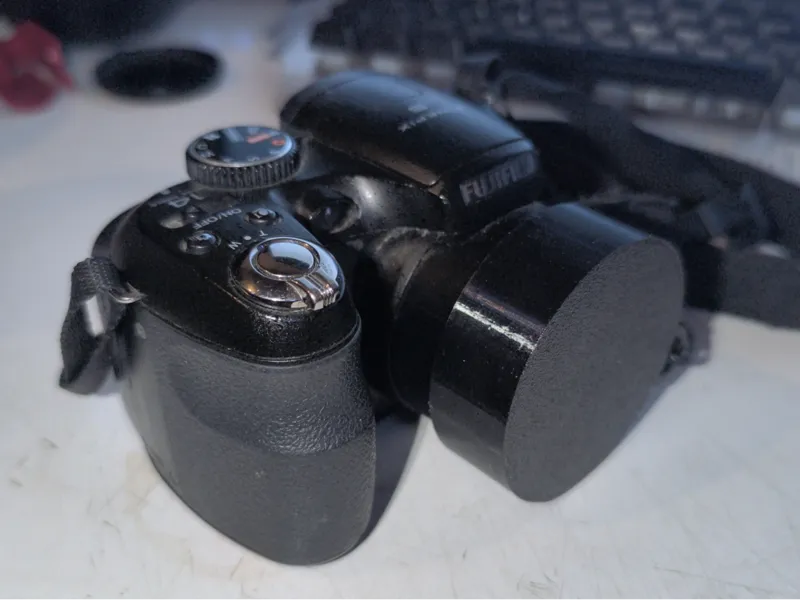 Lens Cap / Cache Objectif - Fujifilm Finepix S2950