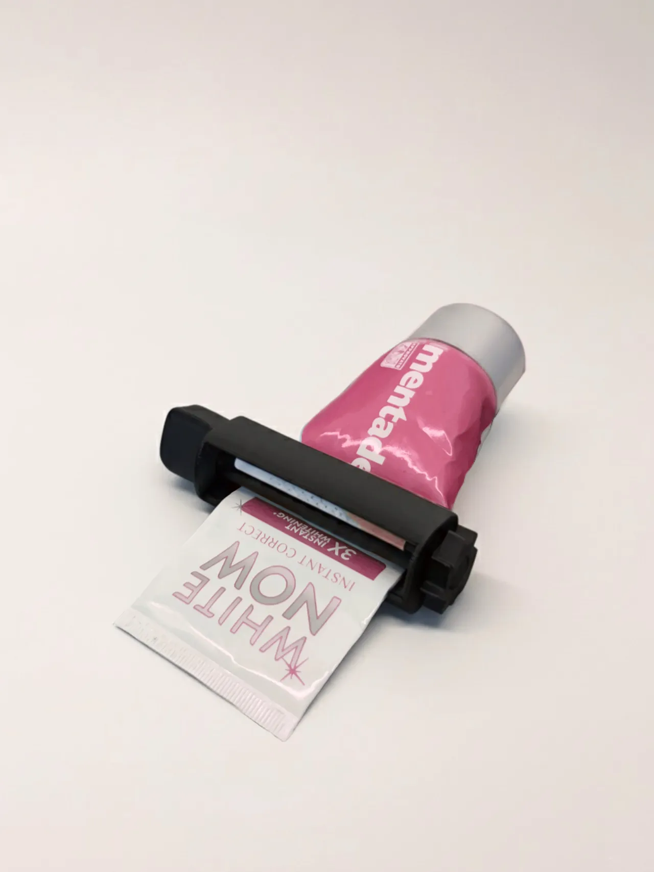 TOOTHPASTE SQUEEZER view 4