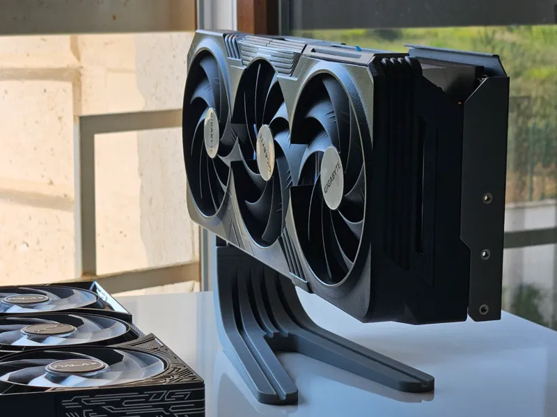 Gpu Stand / Holder (suspended in the air)
