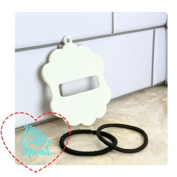 Accesorio para sujetar ligas de cabello: Blank scalloped hair tie holder keychain — vista de referencia 4