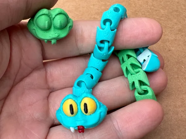 https://makerworld.bblmw.com/makerworld/model/US91911b87b077bd/design/2025-12-22_39cd3d69d4d9e8.jpg