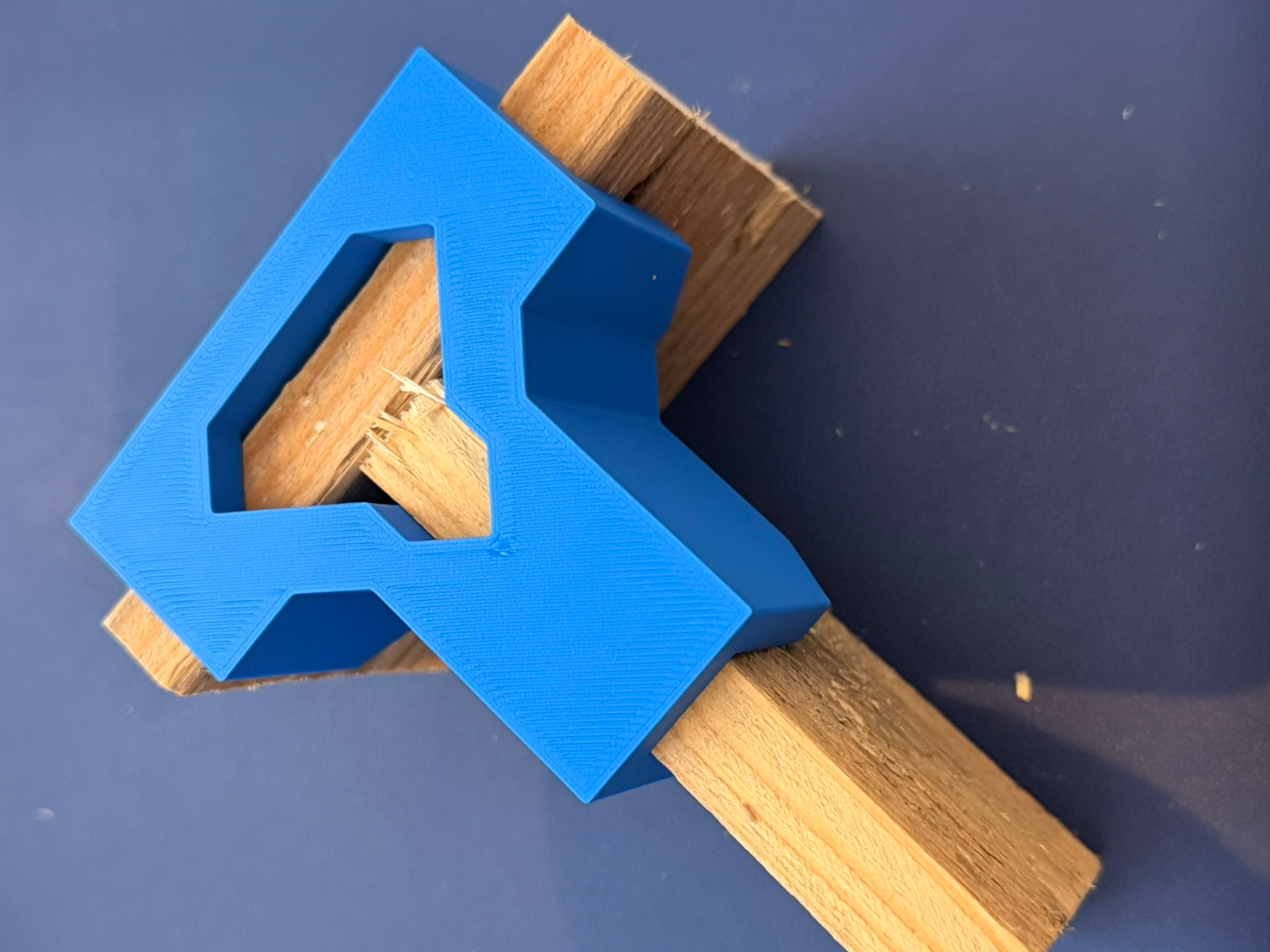 Parametric T-Joint connector for wood