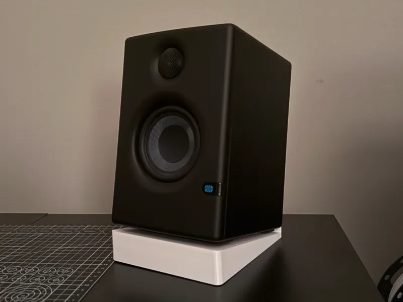 Speaker/Studio Monitor Stand, 10 Degree Wedge