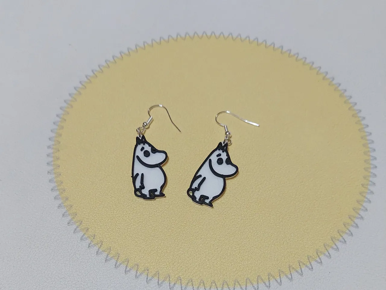 Moomin earrings view 2