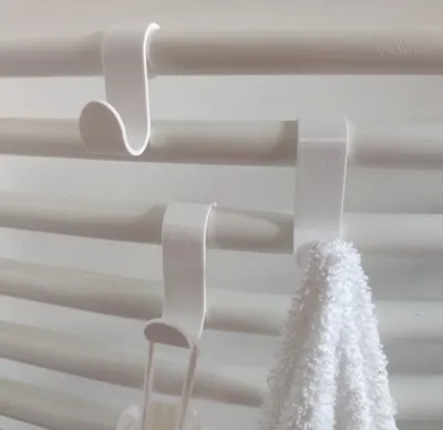 Towel hanger 