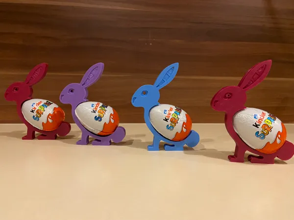 Support à œuf (Kinder Surprise)