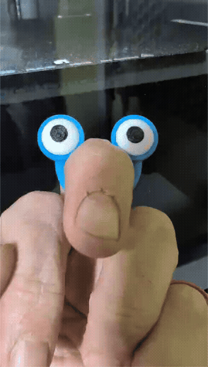 Googly Finger Eyes - Fun & Interactive Puppet
