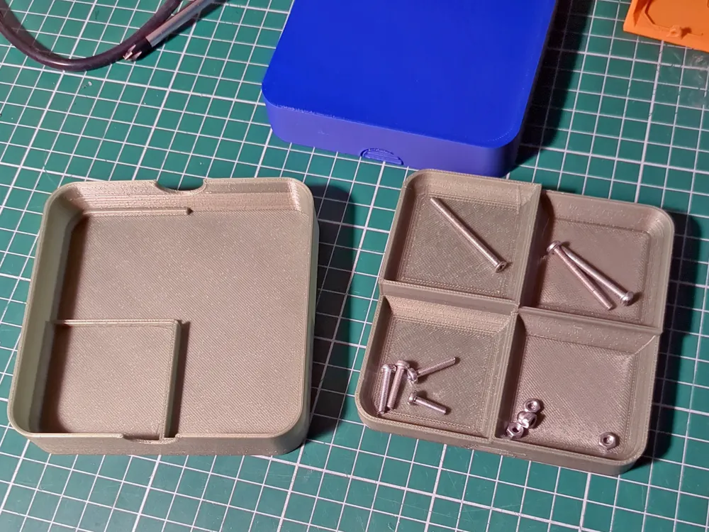 Sorting tray with 4 levels and lid - Free 3D Print Model - MakerWorld