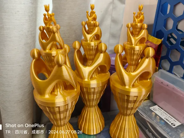Trophée d'équipe inspiré de la coupe TI
