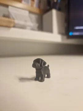 Objeto manipulable: Mini Labrador Retriever Fidget - Micro Zoo — vista de referencia 3