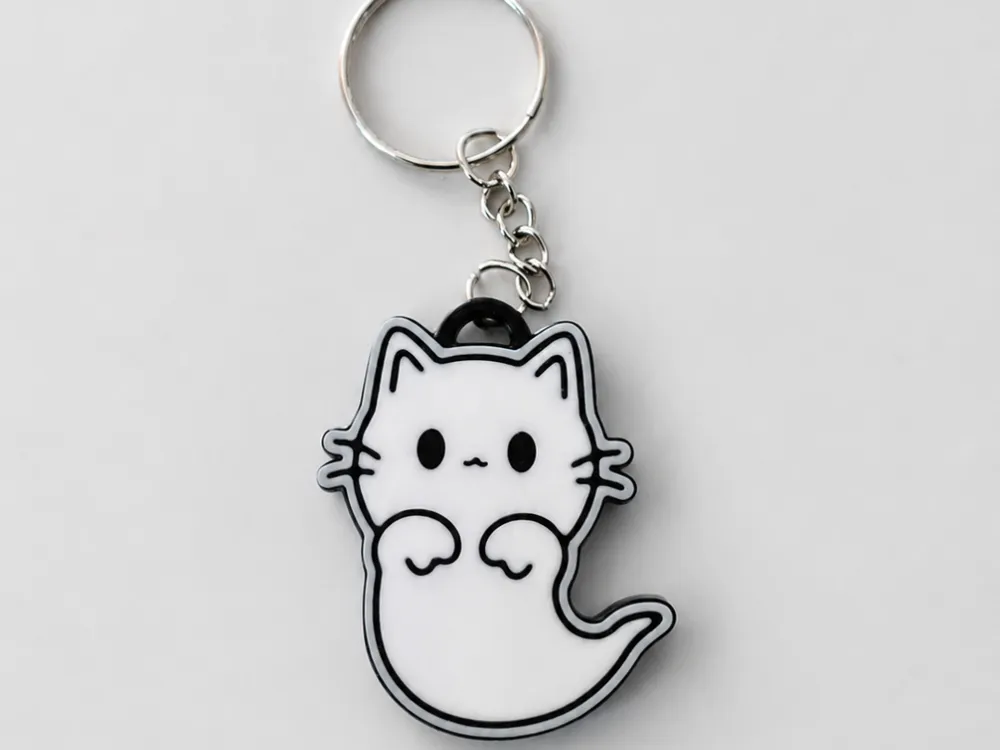 Llavero: Cute Ghost Keychain. Referencia del modelo original.