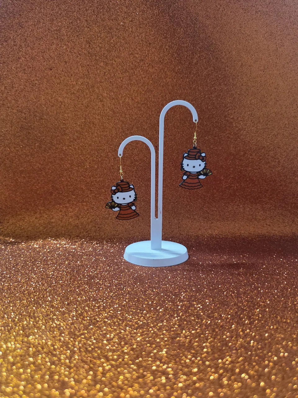 Spanish Hello Kitty earrings view 3