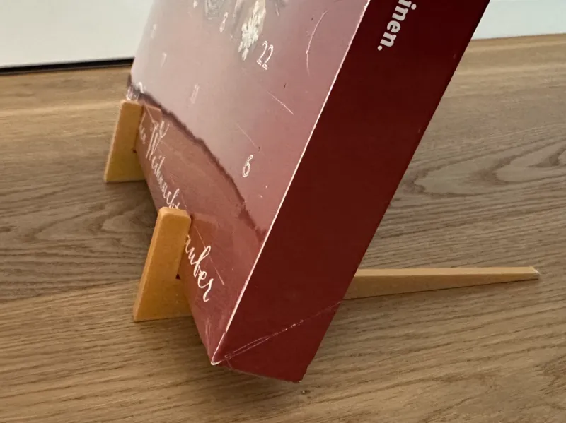 Simple Advent Calendar Stand