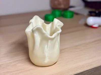 Pen Holder - Venini Handkerchief