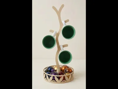 cup and pods tree holder