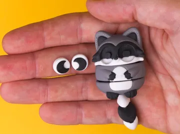 Llavero: EGGO Raccoon — vista de referencia 3