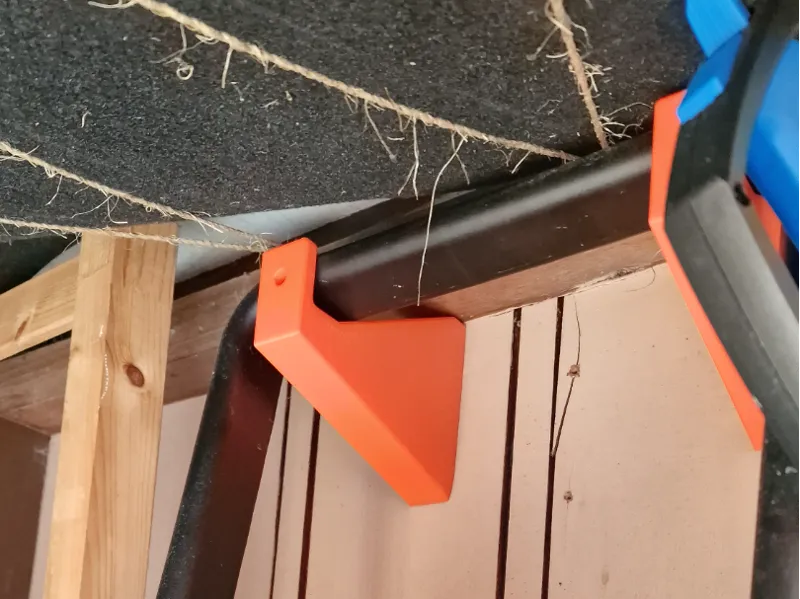 Wall mount for handle-style pressure washers