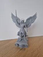 Figurine d'ange à l'épée — photo 4