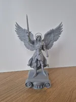 Figurine d'ange à l'épée — photo 3