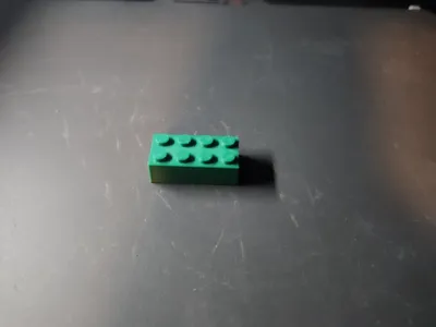 2x4 Iego brick (works)