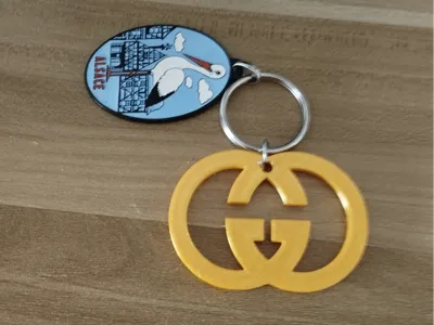 keychain gucci