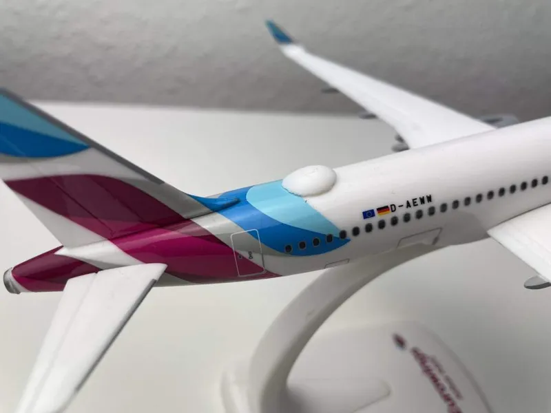 1:200 Airbus A320 Family Satcom
